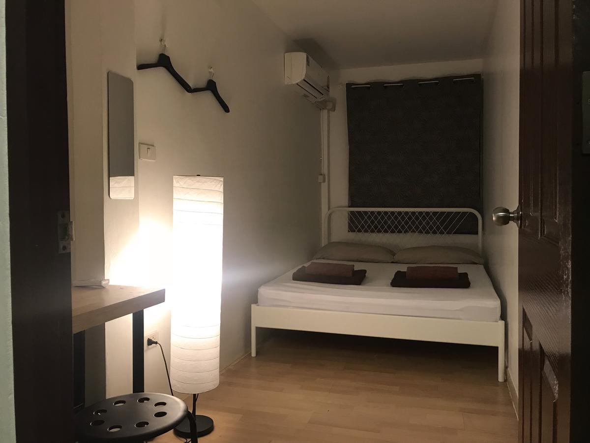 Once In Bangkok With Me Guesthouse ภายนอก รูปภาพ
